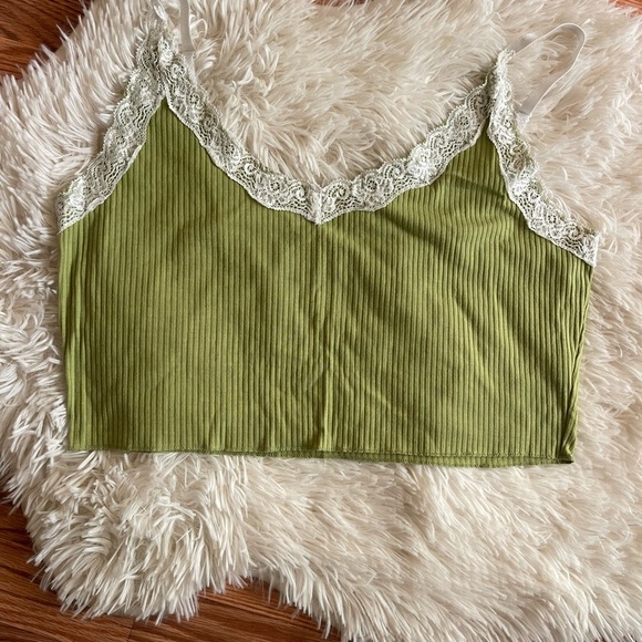 Cropped Cami Top Bundle - Picture 2 of 6